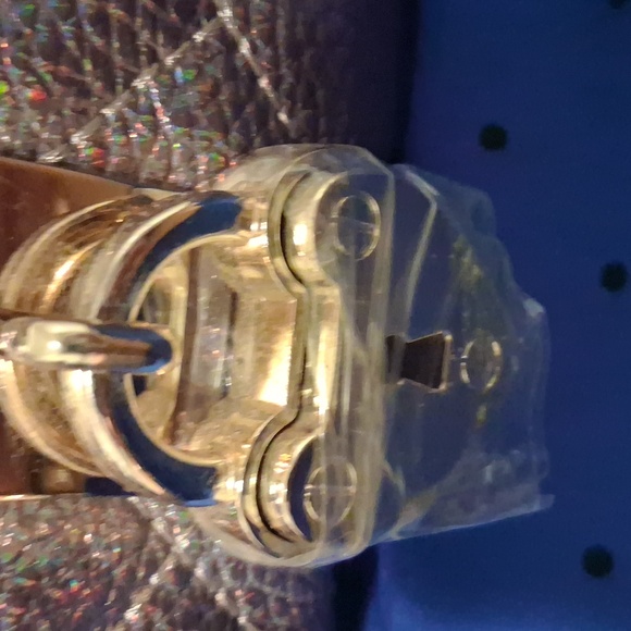 Juicy Couture NWT's Bag W/ Chanel Keychain - Picture 2 of 15